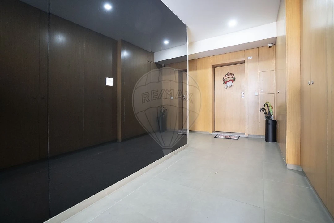 Apartamento T2 para Venda em Vila Chã, Codal e Vila Cova de Perrinho Foto 31