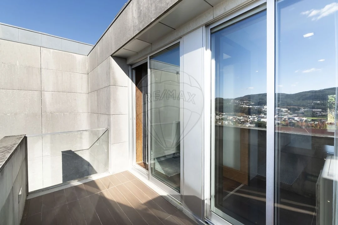 Apartamento T2 para Venda em Vila Chã, Codal e Vila Cova de Perrinho Foto 33