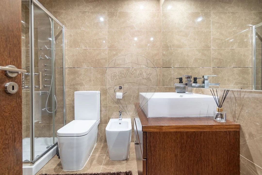 Apartamento T2 para Venda em Vila Chã, Codal e Vila Cova de Perrinho Foto 19