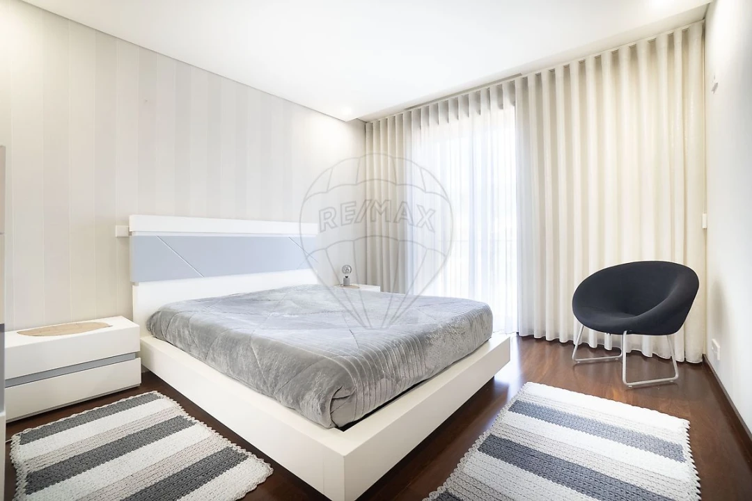 Apartamento T2 para Venda em Vila Chã, Codal e Vila Cova de Perrinho Foto 14