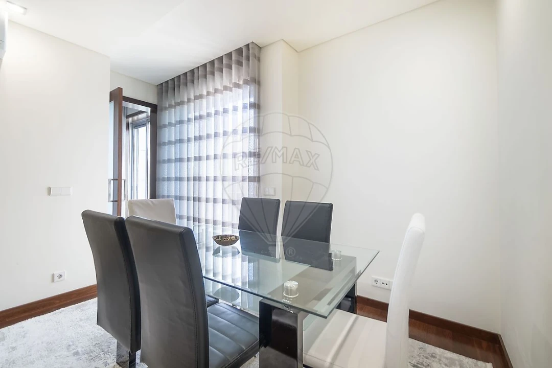 Apartamento T2 para Venda em Vila Chã, Codal e Vila Cova de Perrinho Foto 7