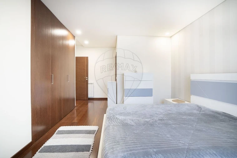 Apartamento T2 para Venda em Vila Chã, Codal e Vila Cova de Perrinho Foto 15