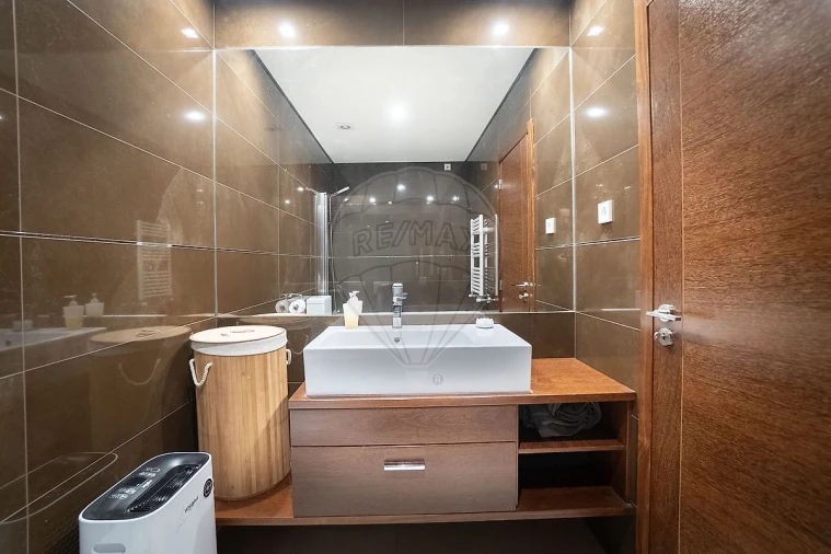 Apartamento T2 para Venda em Vila Chã, Codal e Vila Cova de Perrinho Foto 27