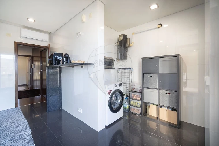 Apartamento T2 para Venda em Vila Chã, Codal e Vila Cova de Perrinho Foto 13