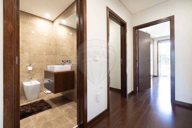 Apartamento T2 para Venda em Vila Chã, Codal e Vila Cova de Perrinho Foto 18