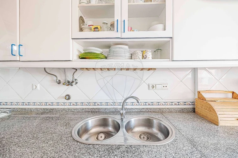 Apartamento T2 para Venda em Cacém e São Marcos Foto 8