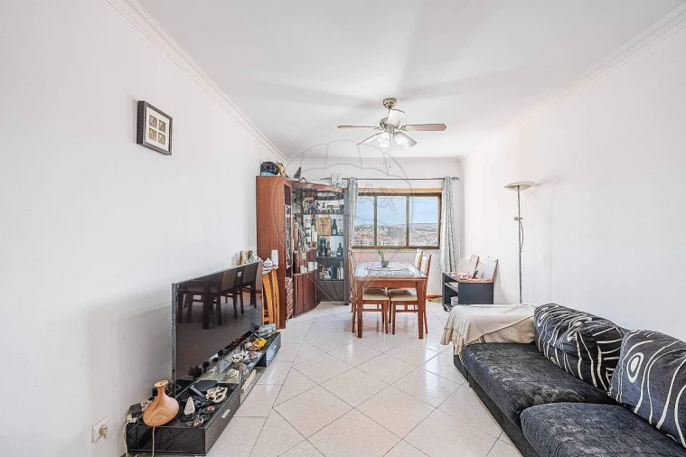 Apartamento T2 para Venda em Cacém e São Marcos Foto 2