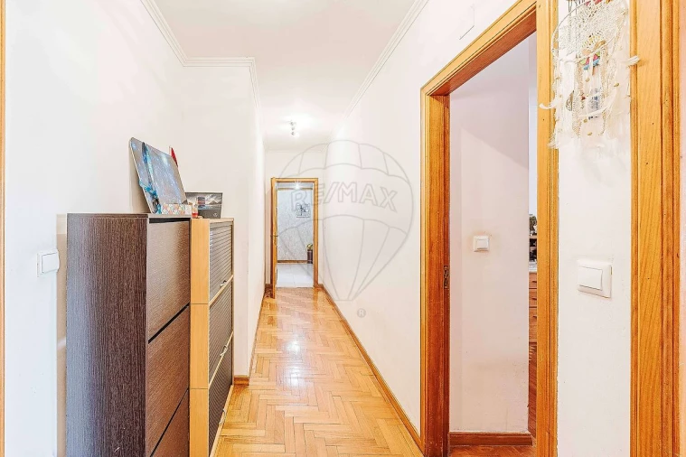 Apartamento T2 para Venda em Cacém e São Marcos Foto 19