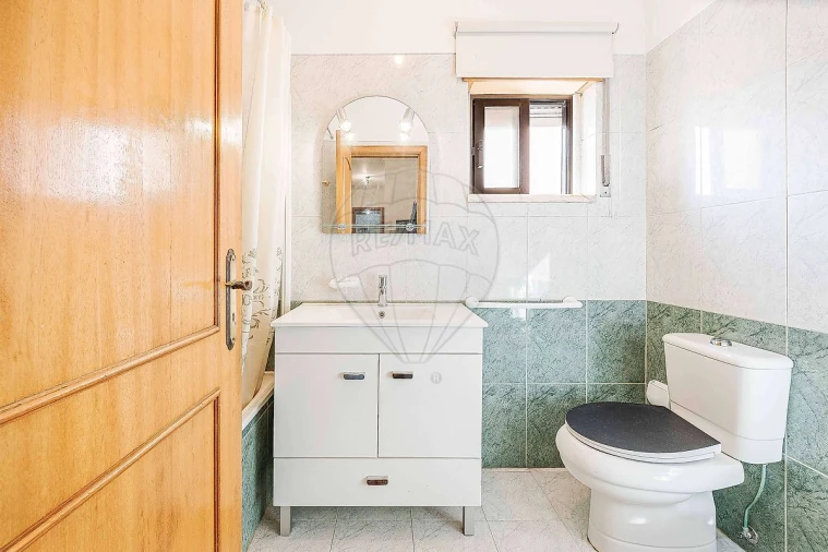 Apartamento T2 para Venda em Cacém e São Marcos Foto 10