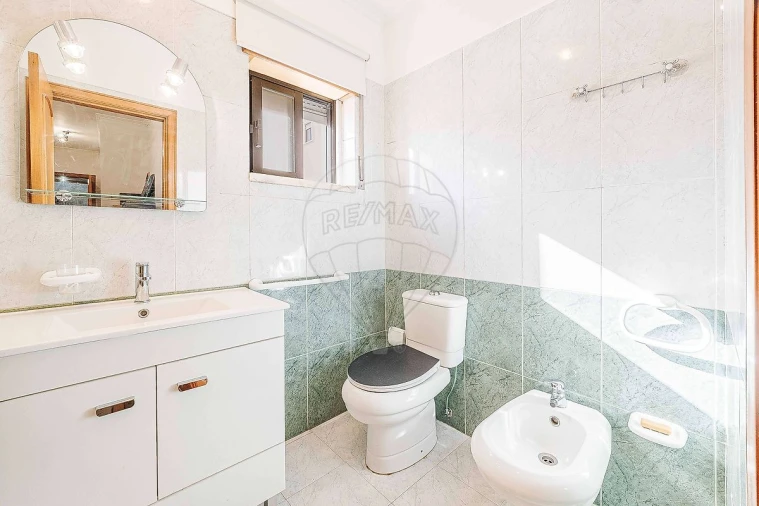 Apartamento T2 para Venda em Cacém e São Marcos Foto 12