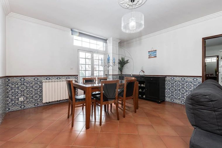 Moradia T5 para Venda em Santa Maria, São Pedro e Matacães Foto 18