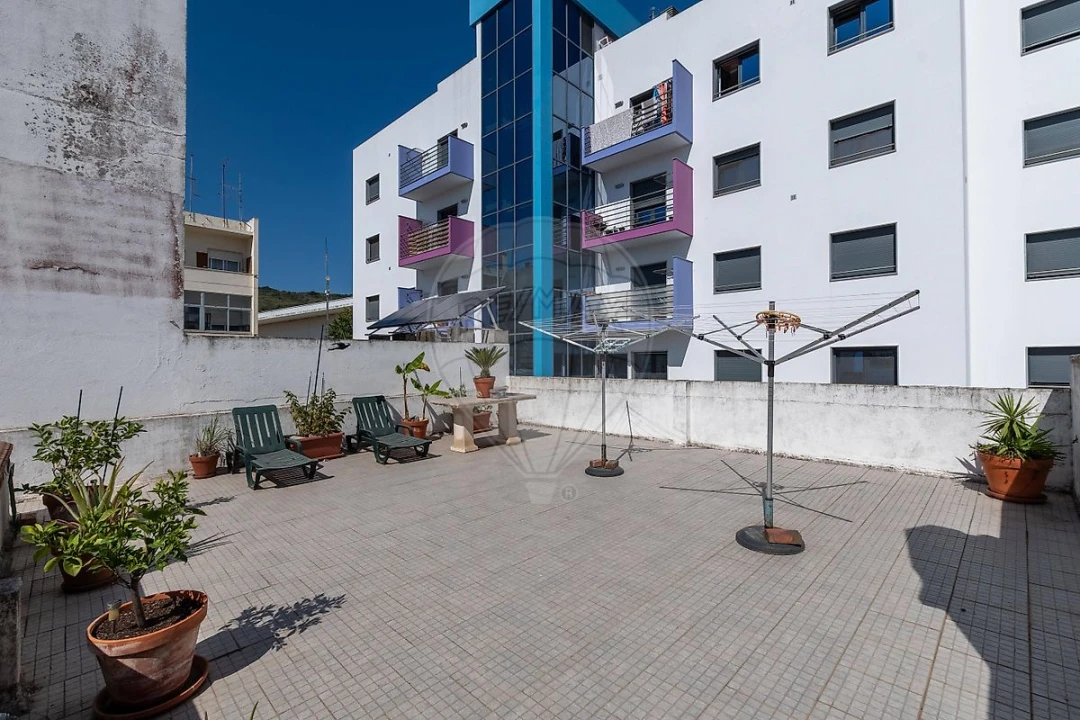 Moradia T5 para Venda em Santa Maria, São Pedro e Matacães Foto 32