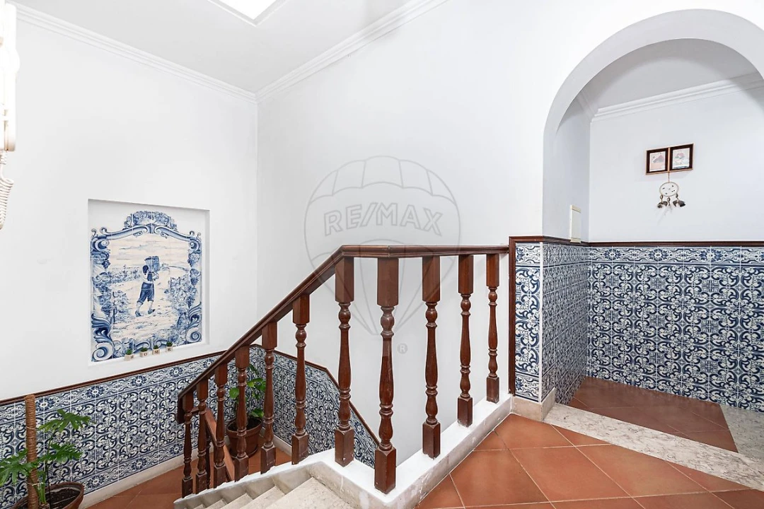 Moradia T5 para Venda em Santa Maria, São Pedro e Matacães Foto 21