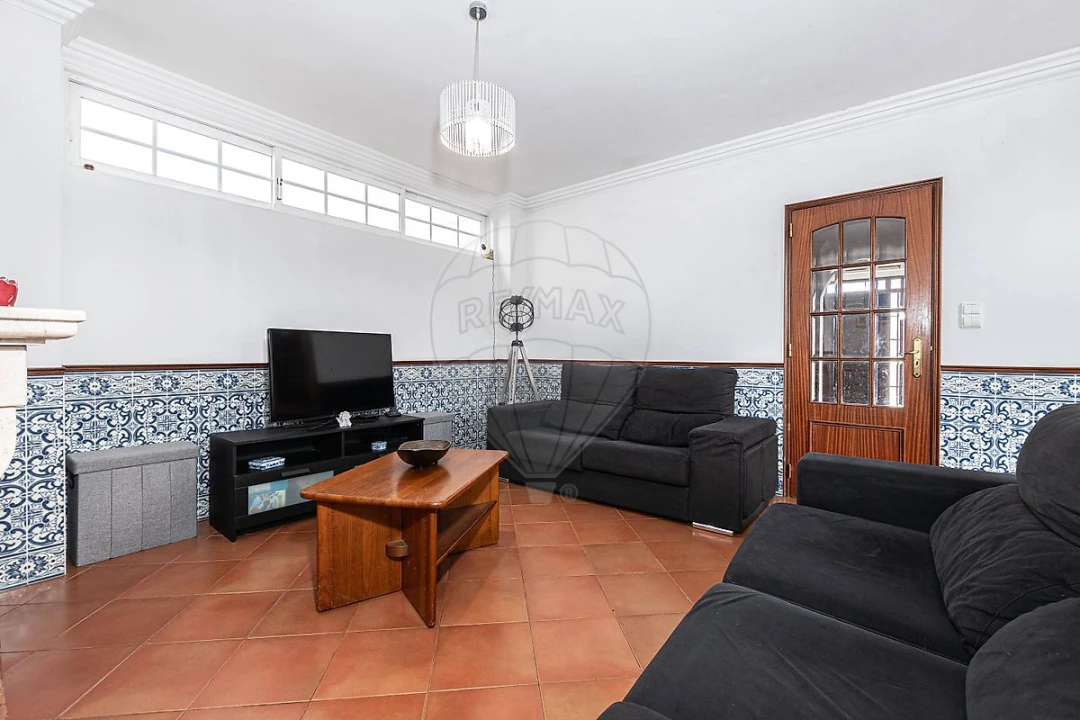 Moradia T5 para Venda em Santa Maria, São Pedro e Matacães Foto 23