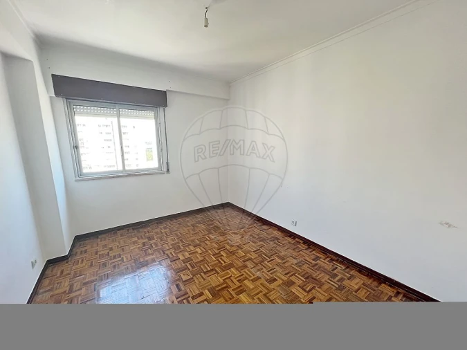 Apartamento T3 para Venda em Carregado e Cadafais Foto 18