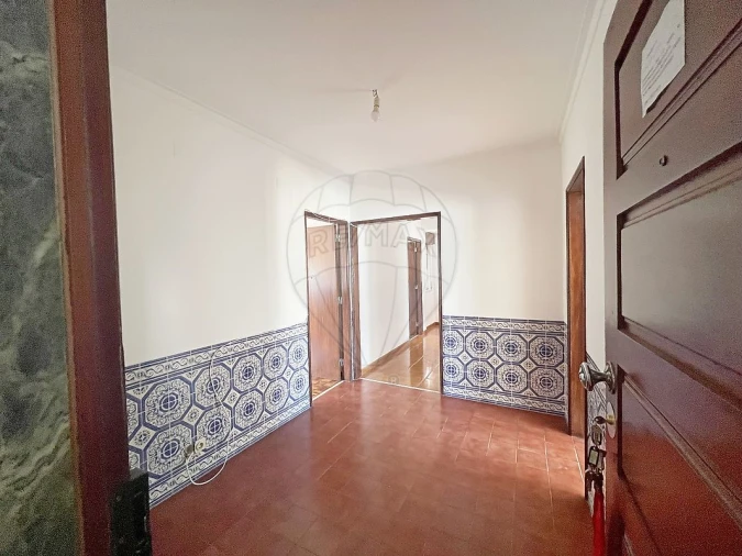 Apartamento T3 para Venda em Carregado e Cadafais Foto 4