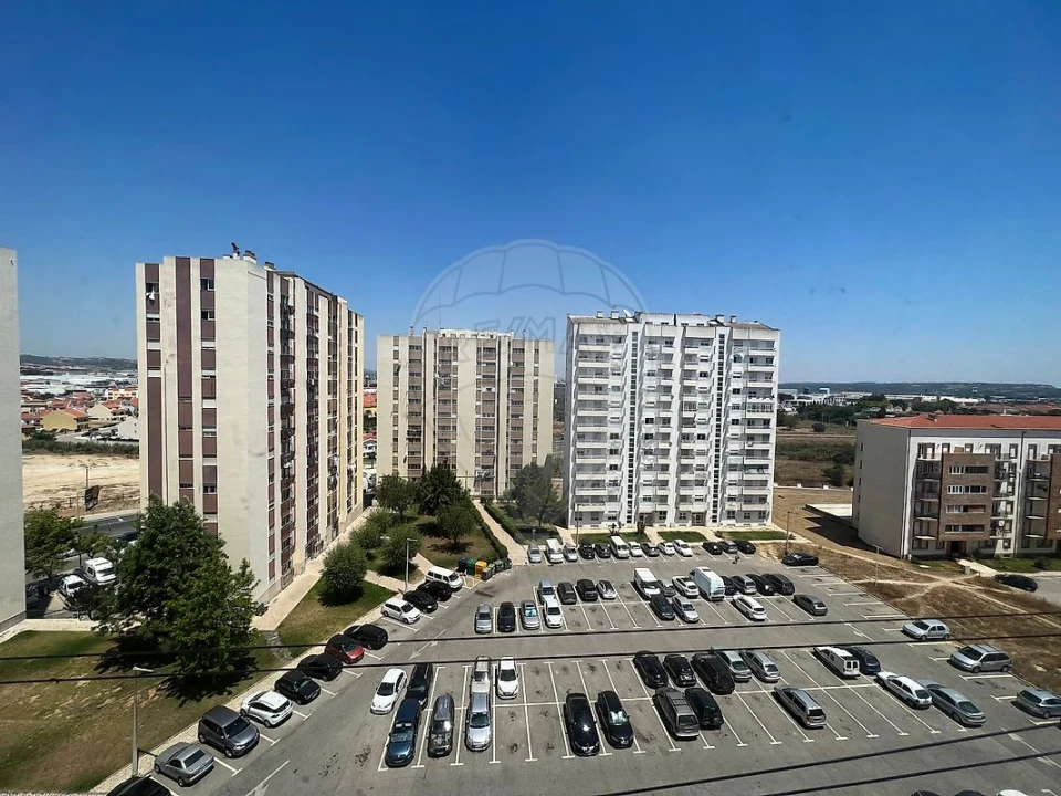 Apartamento T3 para Venda em Carregado e Cadafais Foto 7