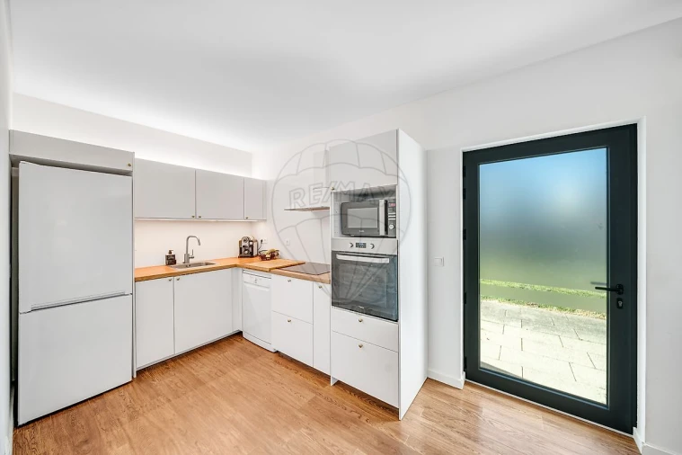 Moradia T5 para Venda em Fermentelos Foto 18