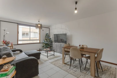 Apartamento T2 para Venda em Baguim do Monte (Rio Tinto)