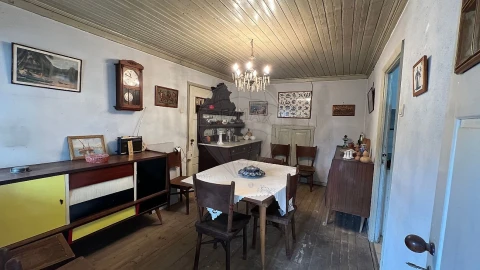 Moradia T3 para Venda em Arnoia