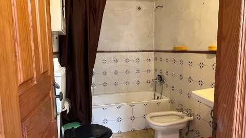 Moradia T3 para Venda em Arnoia