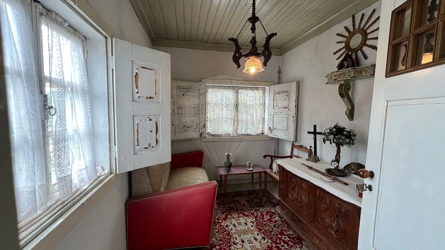 Moradia T3 para Venda em Arnoia Foto 12