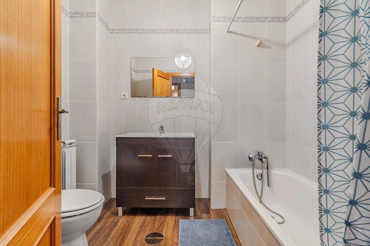 Apartamento T2 para Venda em Alfena Foto 14