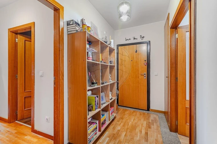 Apartamento T2 para Venda em Alfena Foto 7