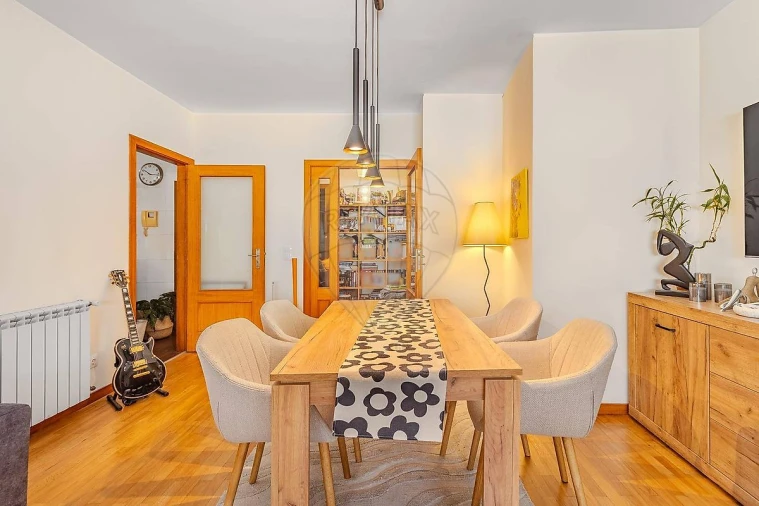 Apartamento T2 para Venda em Alfena Foto 6