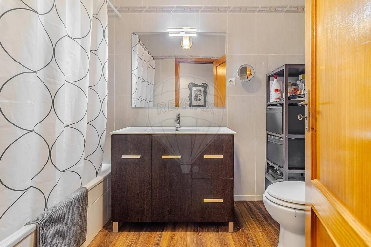 Apartamento T2 para Venda em Alfena Foto 15