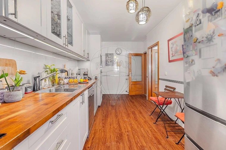 Apartamento T2 para Venda em Alfena Foto 18