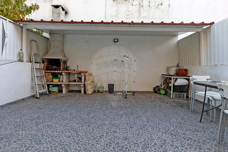 Moradia T3 para Venda em Charneca de Caparica e Sobreda Foto 23