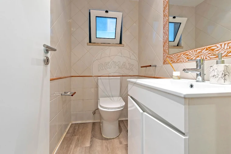 Moradia T3 para Venda em Charneca de Caparica e Sobreda Foto 9