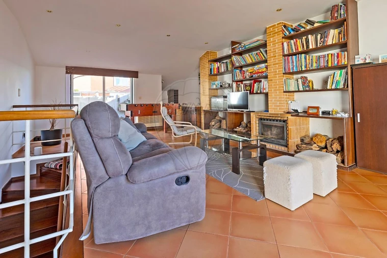 Moradia T3 para Venda em Charneca de Caparica e Sobreda Foto 21