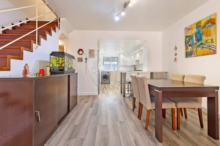 Moradia T3 para Venda em Charneca de Caparica e Sobreda Foto 7