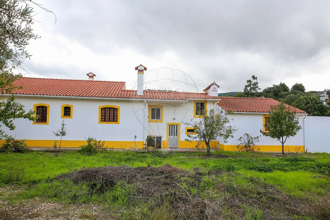 Quinta T0 para Venda em Santa Maria de Marvão Foto 1