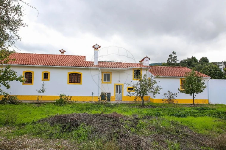 Quinta T0 para Venda em Santa Maria de Marvão