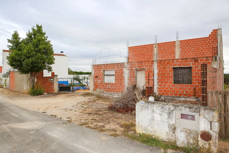 Moradia T3 para Venda em Aveiras de Cima Foto 2