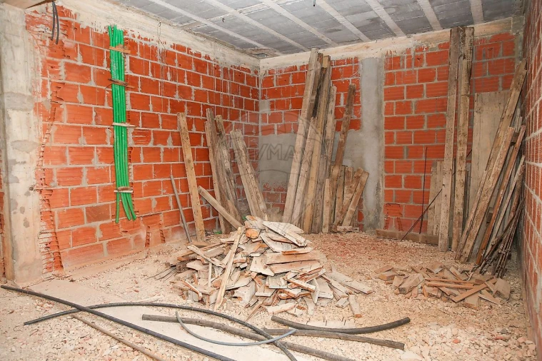 Moradia T3 para Venda em Aveiras de Cima Foto 9