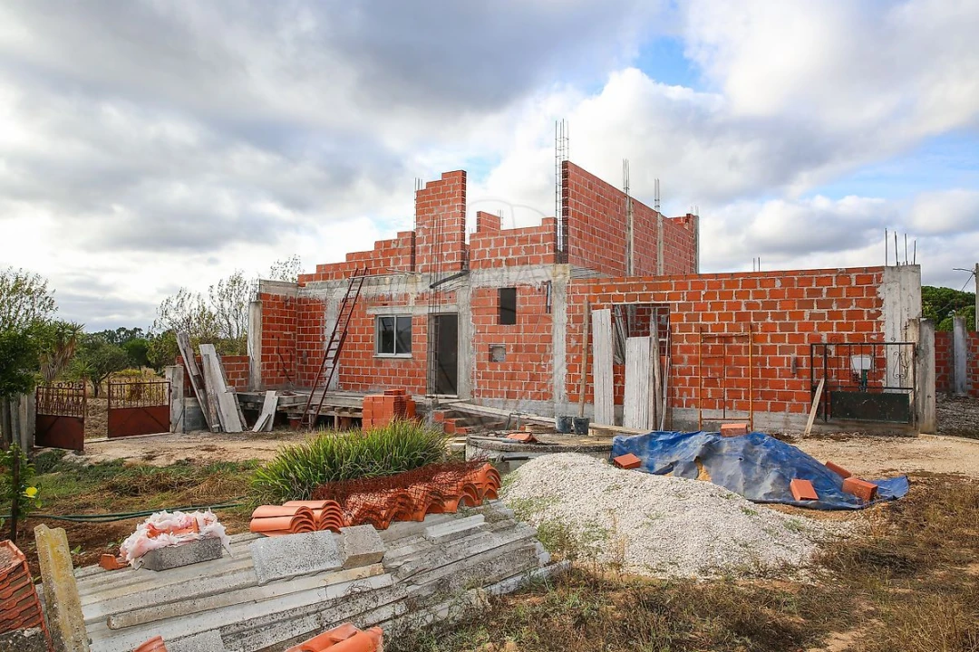 Moradia T3 para Venda em Aveiras de Cima Foto 1