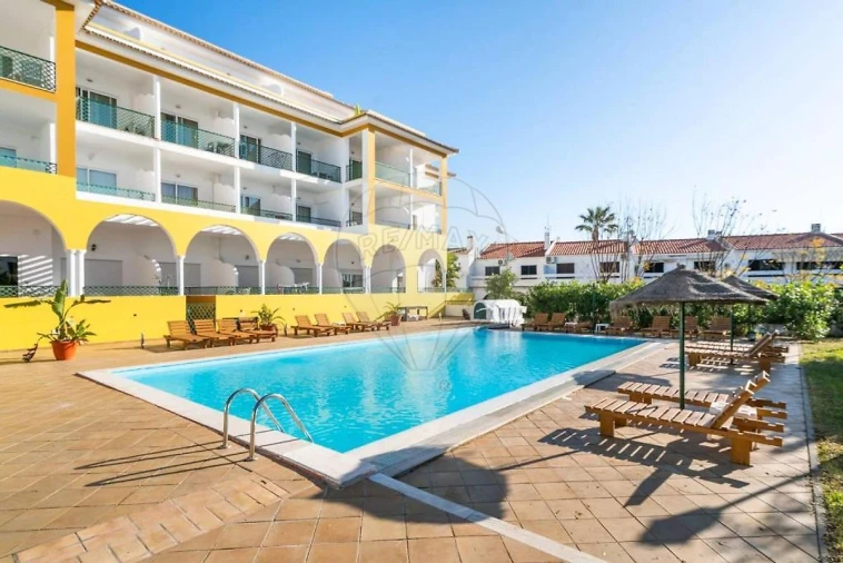 Apartamento T1 para Venda em Altura Foto 4