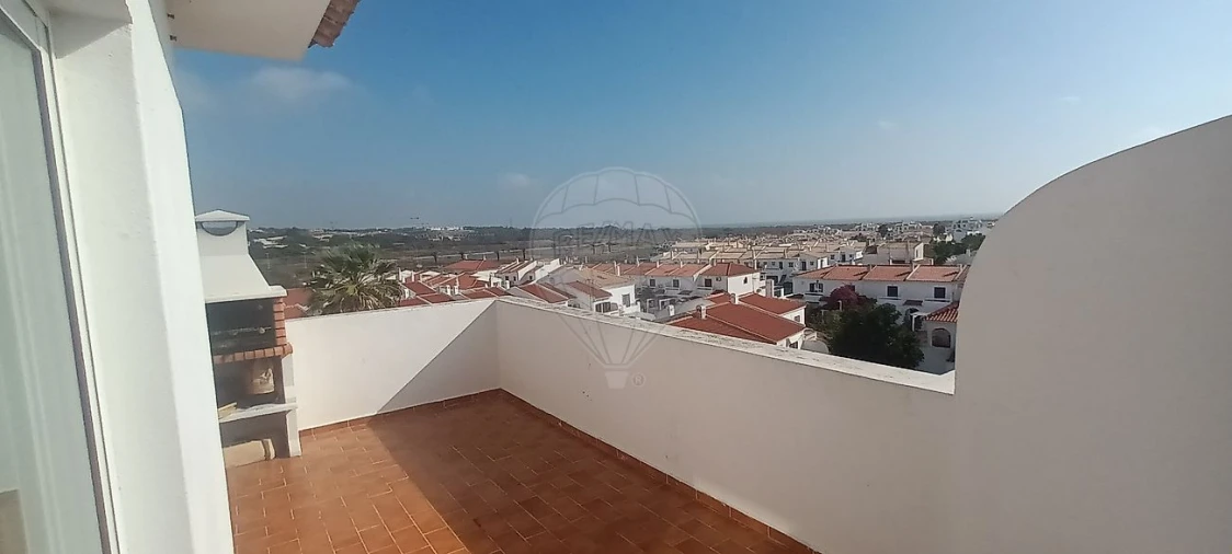 Apartamento T1 para Venda em Altura Foto 14