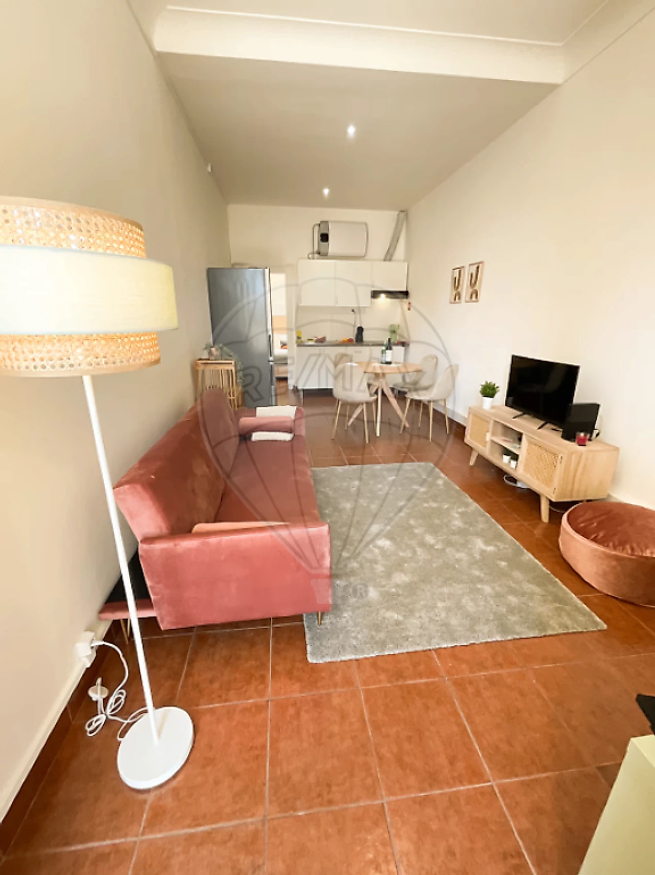 Prédio para Venda em Carcavelos e Parede Foto 9