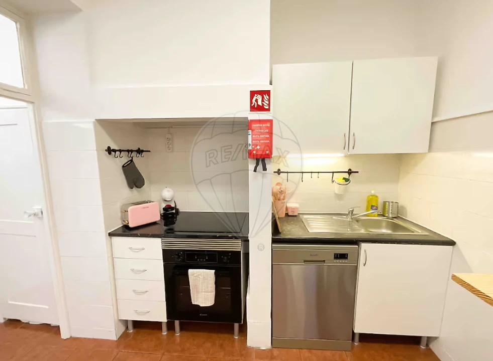 Prédio para Venda em Carcavelos e Parede Foto 10