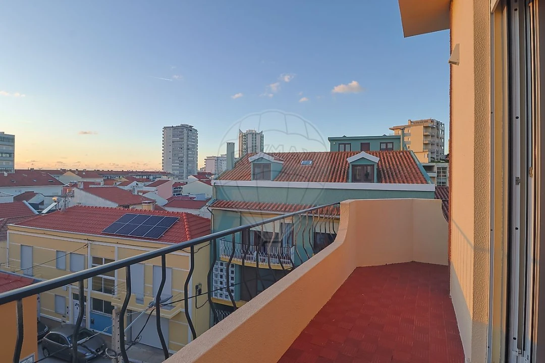 Apartamento T3 para Arrendamento em Buarcos Foto 18