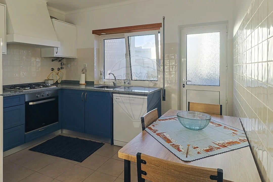 Apartamento T3 para Arrendamento em Buarcos Foto 6