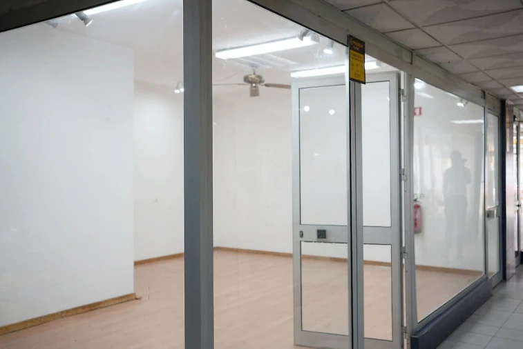 Loja para Venda em Laranjeiro e Feijó Foto 8