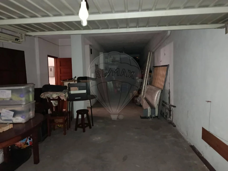 Garagem para Venda em Buarcos Foto 5