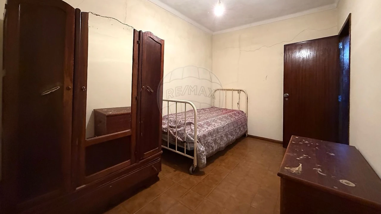 Moradia T4 para Venda em Vilamar e Corticeiro de Cima Foto 6