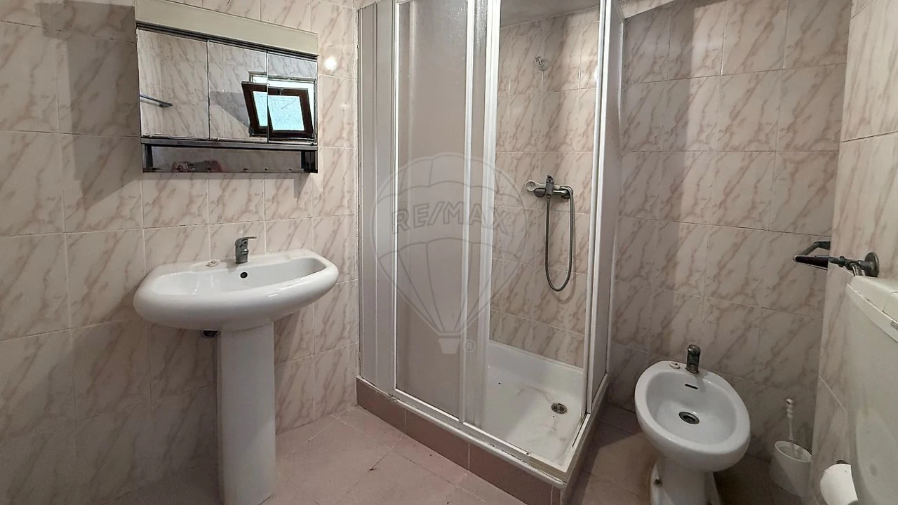 Moradia T4 para Venda em Vilamar e Corticeiro de Cima Foto 7